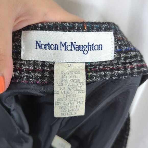 Vintage 90s Norton McNaugton Tweed Shorts Large Black Pleated High Rise - Picture 6 of 6